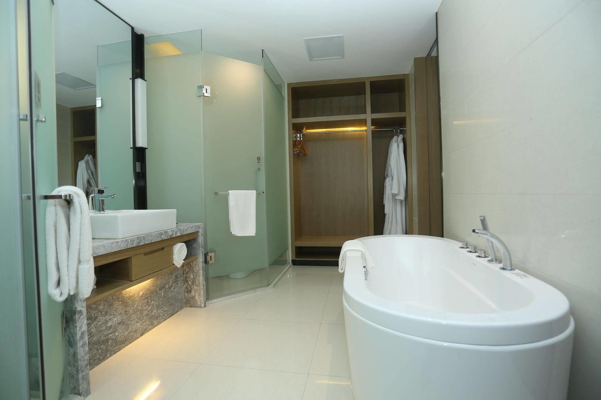 Echarm Hotel Zhengzhou High Tech Zone Exteriör bild
